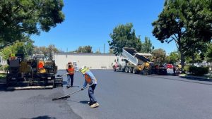 Sealcoating vs Slurry Seal - Which Method Is Right for Your Project? 2 In just a few hours, asphalt crews restore pavement and keep traffic moving smoothly.